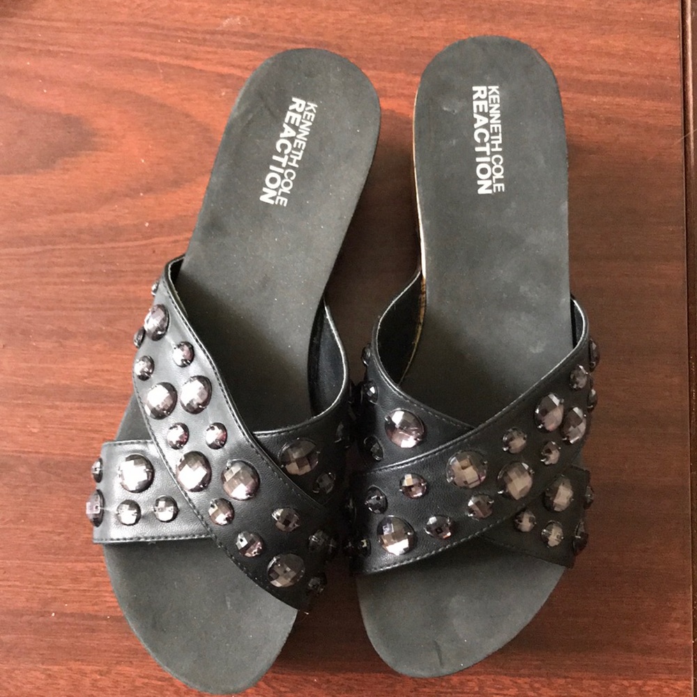 Women’s wedge sandals